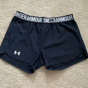 Womens under armor shorts XS